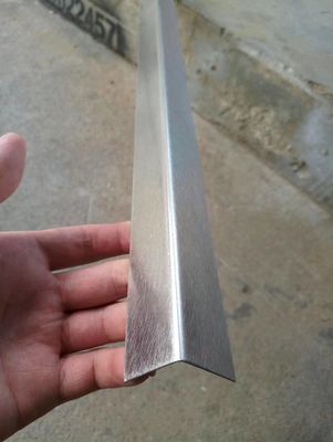 Giá tốt. PVD Plating Titanium 201 Stainless Steel Tile Trim cho sàn tường trực tuyến