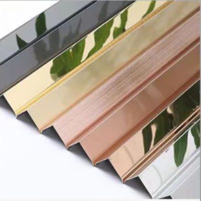 Giá tốt. 304 8K Mirror Gloss Polished Champagne Gold Black Color Stainless Steel Wall Trim 304 V-Shape Stainless Steel Tile Trim trực tuyến