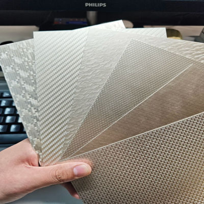 Giá tốt. 4 * 8ft 0.8mm 1mm 1.2mm 1.5mm Độ dày trang trí tường Bề mặt đúc Bảng thép không gỉ trực tuyến