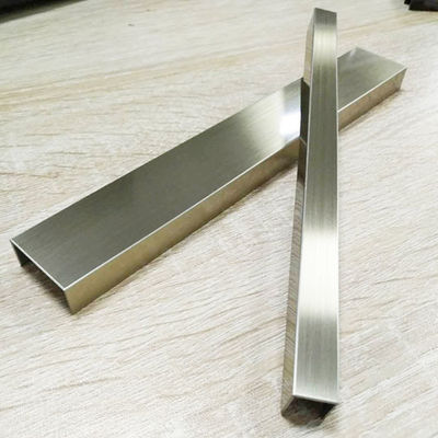 Giá tốt. Màu vàng champagne bằng thép không gỉ PVD Dải trang trí 200cm đến 400cm trực tuyến