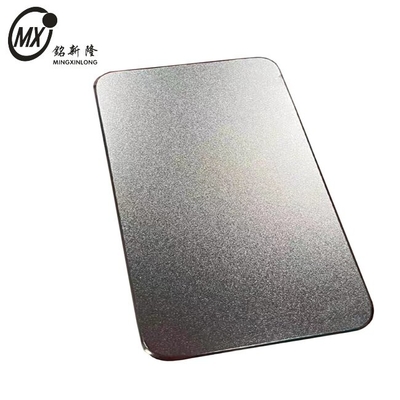 Chất liệu thép không gỉ chống trầy xước