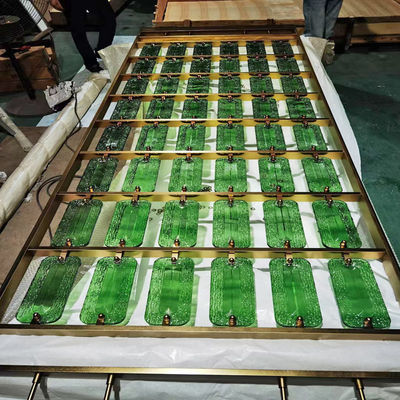 Giá tốt. Thiết kế tùy chỉnh Stainless Steel Green Glass Crystal Phòng khách Phòng vào Phòng chờ Screen Partition trực tuyến