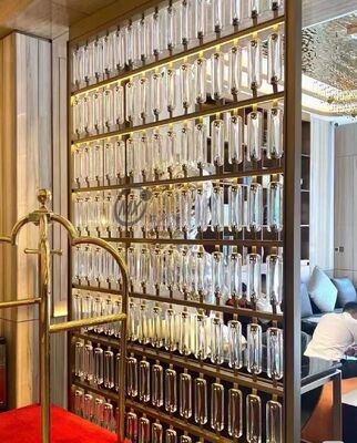 Giá tốt. PVD tối giản bọc Titanium gương 8k Ba Lan 304 Stainless Steel Screen Partition Room Divider cho văn phòng & nhà trực tuyến