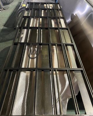 Giá tốt. Màn hình lưới thép không gỉ hiện đại cho thiết kế nội thất trực tuyến