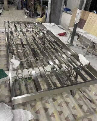 Giá tốt. Thép không gỉ phòng phân vùng với kết thúc màu đen trực tuyến