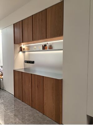 Giá tốt. Chậu rửa bát bằng thép không gỉ chống xước 33 inch có lưới đáy và bộ lọc trực tuyến